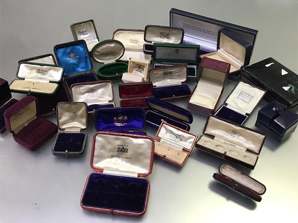 A large collection of vintage Edwardian and later jewellery boxes including ring boxes, pendant