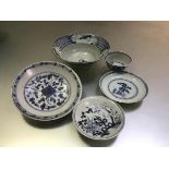 A group of 18th/19th century Chinese "cargo" wares comprising: a Nanking Cargo tea bowl and