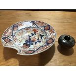 A 19thc Imari barbers shaving bowl (d.26cm) (damages) together with a small cloisonne pot (lacking