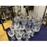 A mixed lot of glassware including a square spirit decanter (h.25cm), a hobnail cut decanter,
