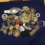 A mixed lot of silver, white metal and costume jewellery including a Maltese filigree crucifix