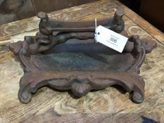 A 19thc. style cast iron boot scrape (15cm x 36cm x 27cm)