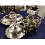 A collection of silver plate, including an oval entree dish with detachable handle (15cm x 30cm x