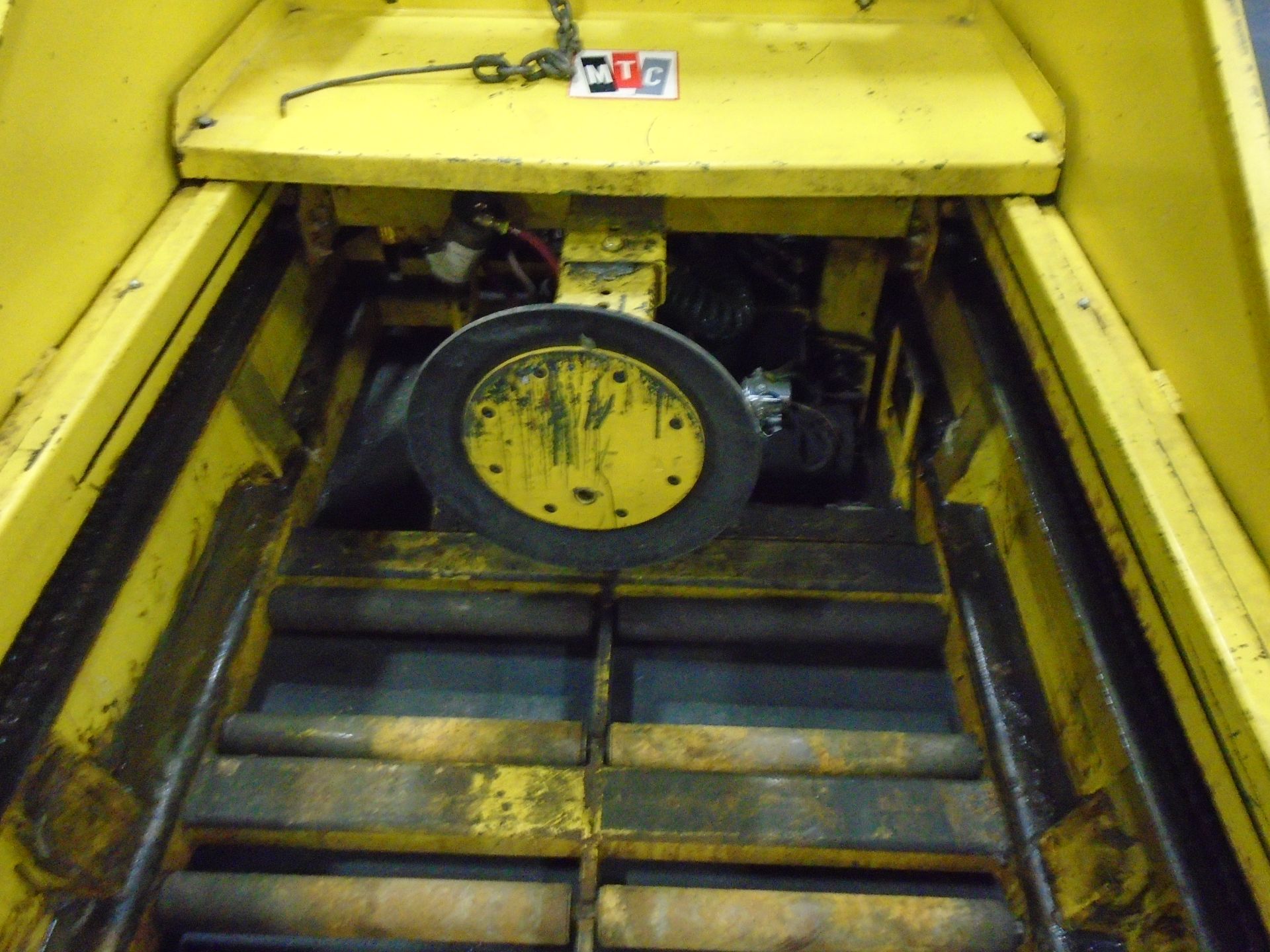 MTC Forklift Battery changer WBP-1-30-V-44-A Capacity 4000 Lbs. With Video - Image 5 of 7