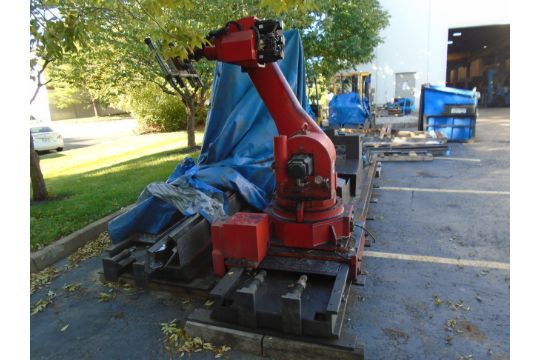 Amada Robot 6 Axis ERY-1950 With 221” L x 36” W Track  Stock 12346 - Image 2 of 12