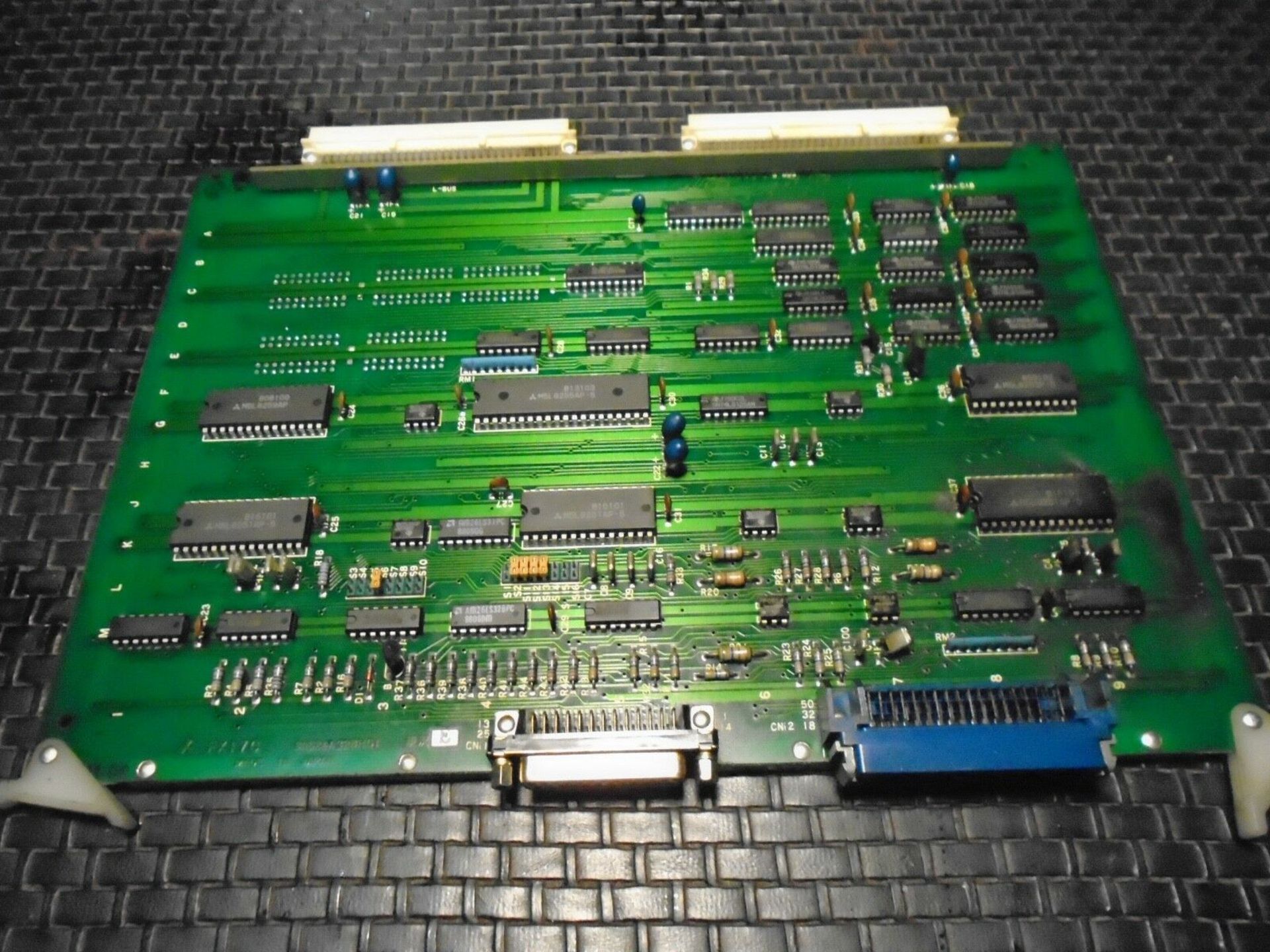 Mitsubishi BN624A328H01 Servo Board