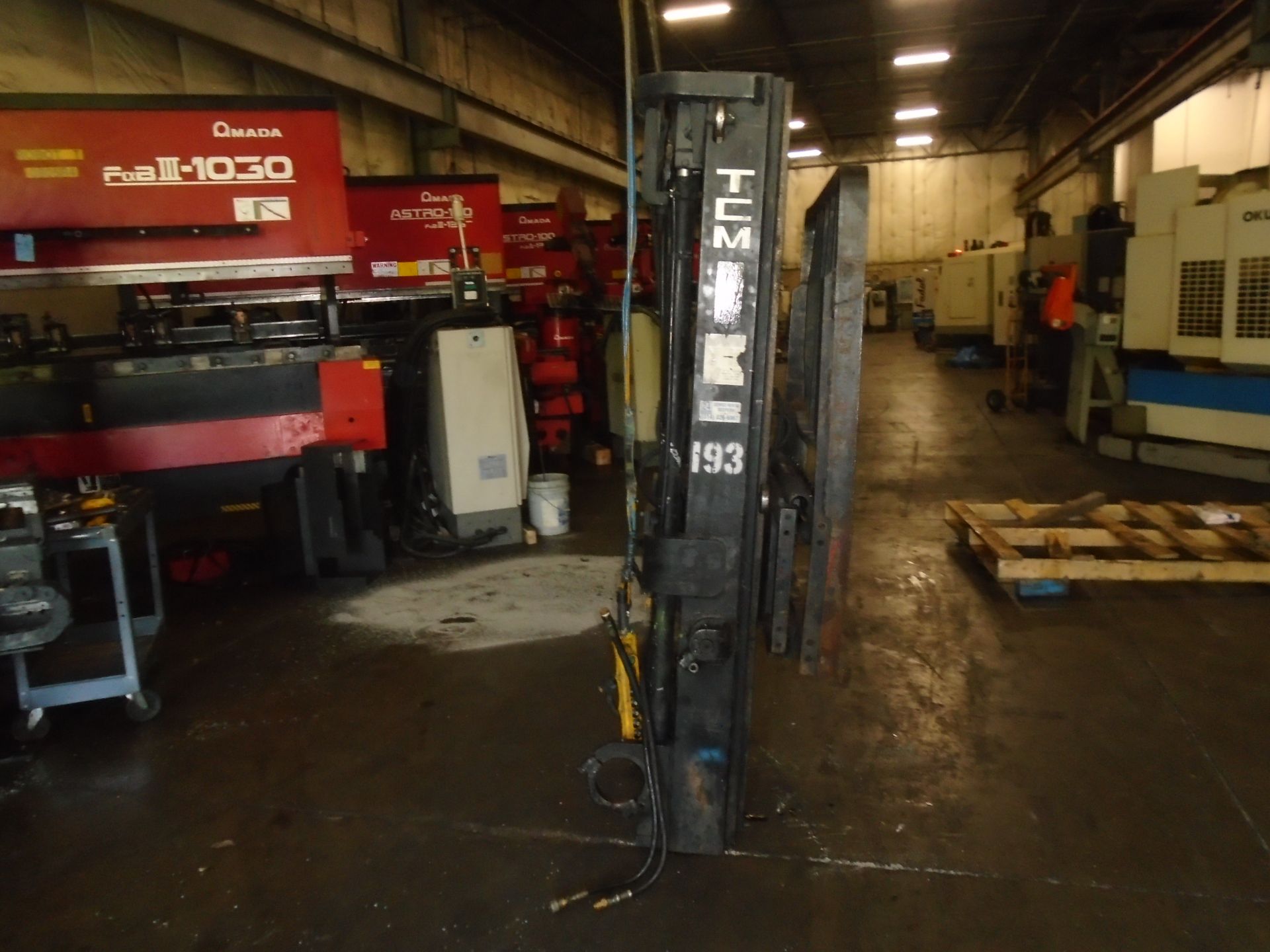 TCM Forklift FCG2.5TTT Three Stage Mast With Side Shifter 189” x 4500 Lbs. Stock 12268 - Image 3 of 5