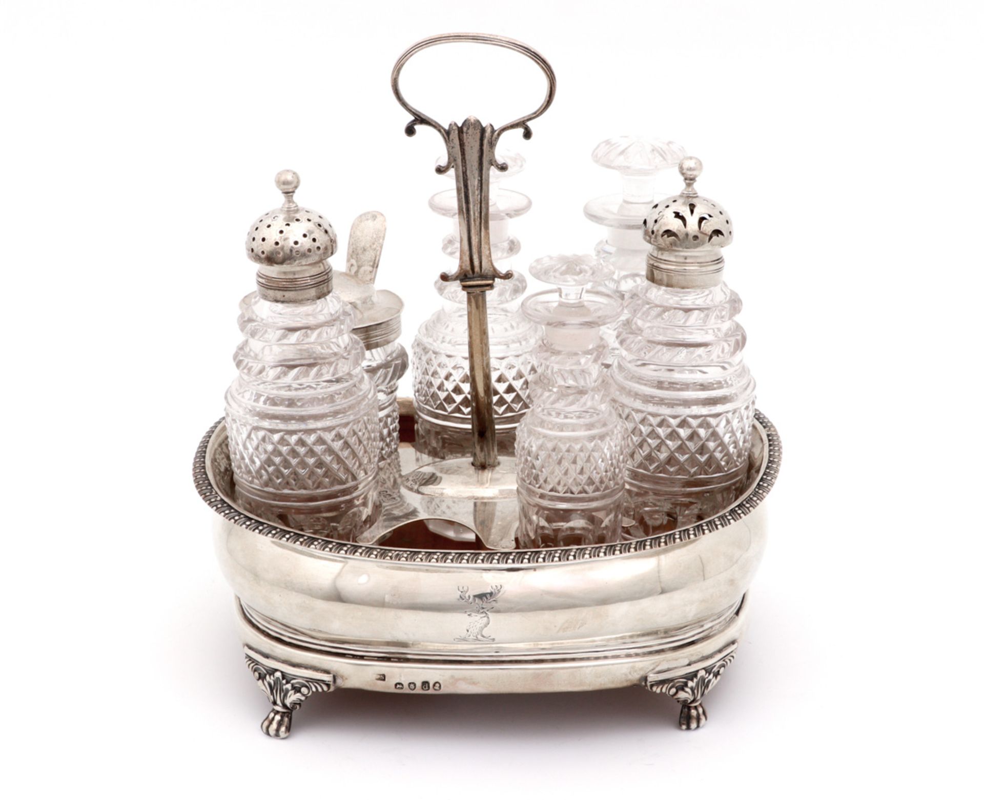 AN ENGLISH SILVER CRUET 925/000 silver stand structure, spoon and covers, engraved decoration,