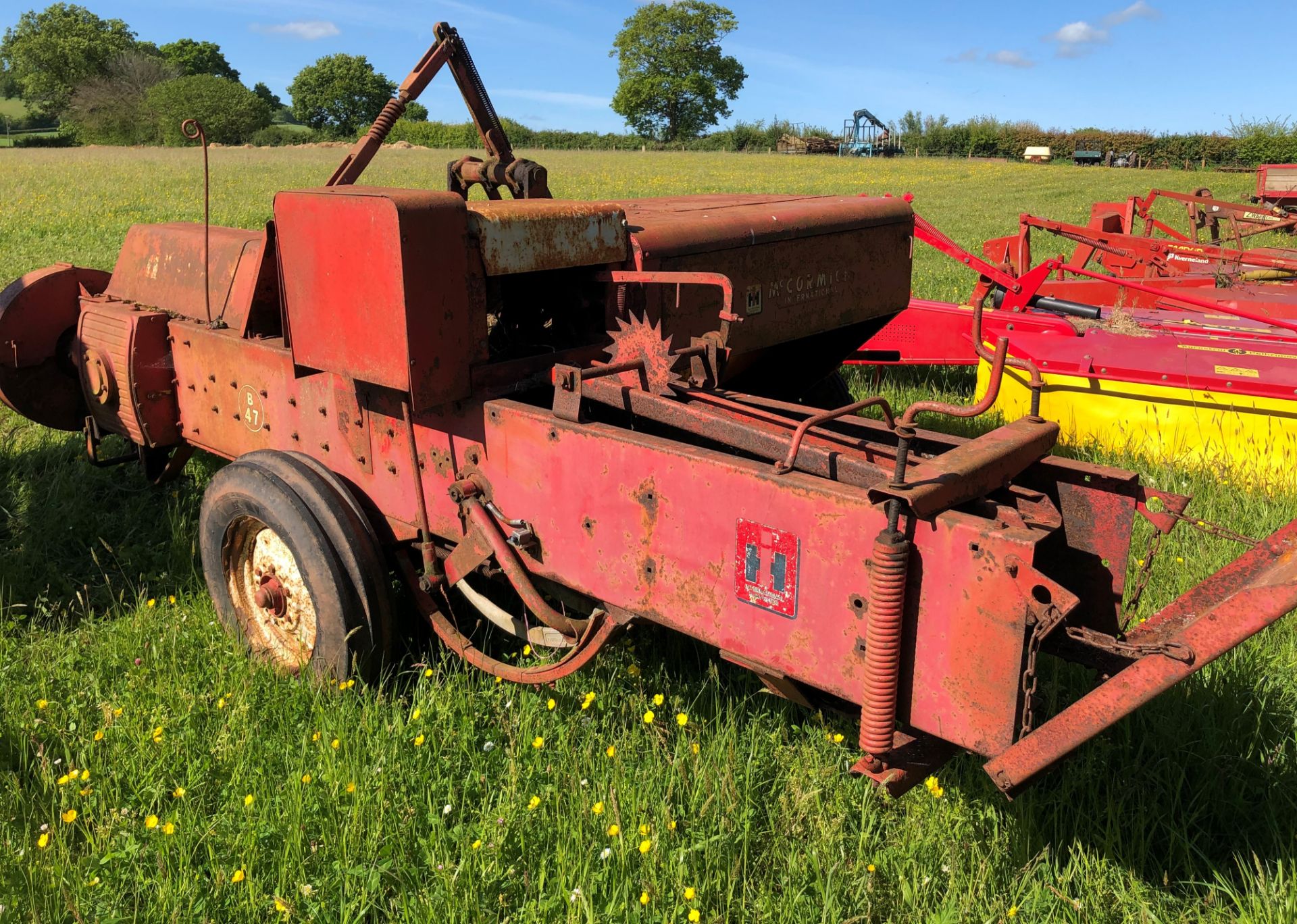 B47 McCormick-International Conventional Baler - Image 5 of 6