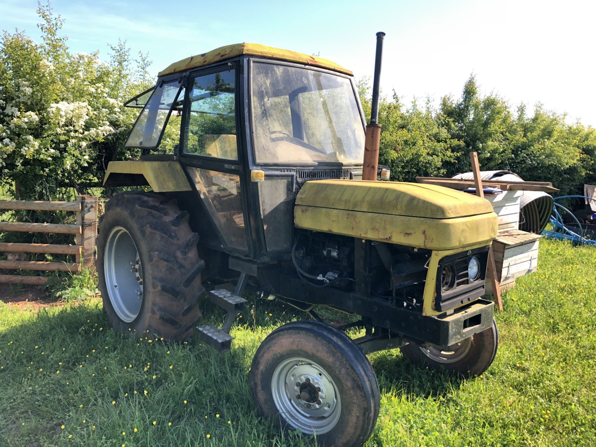 Marshall 702 Tractor - Image 2 of 8