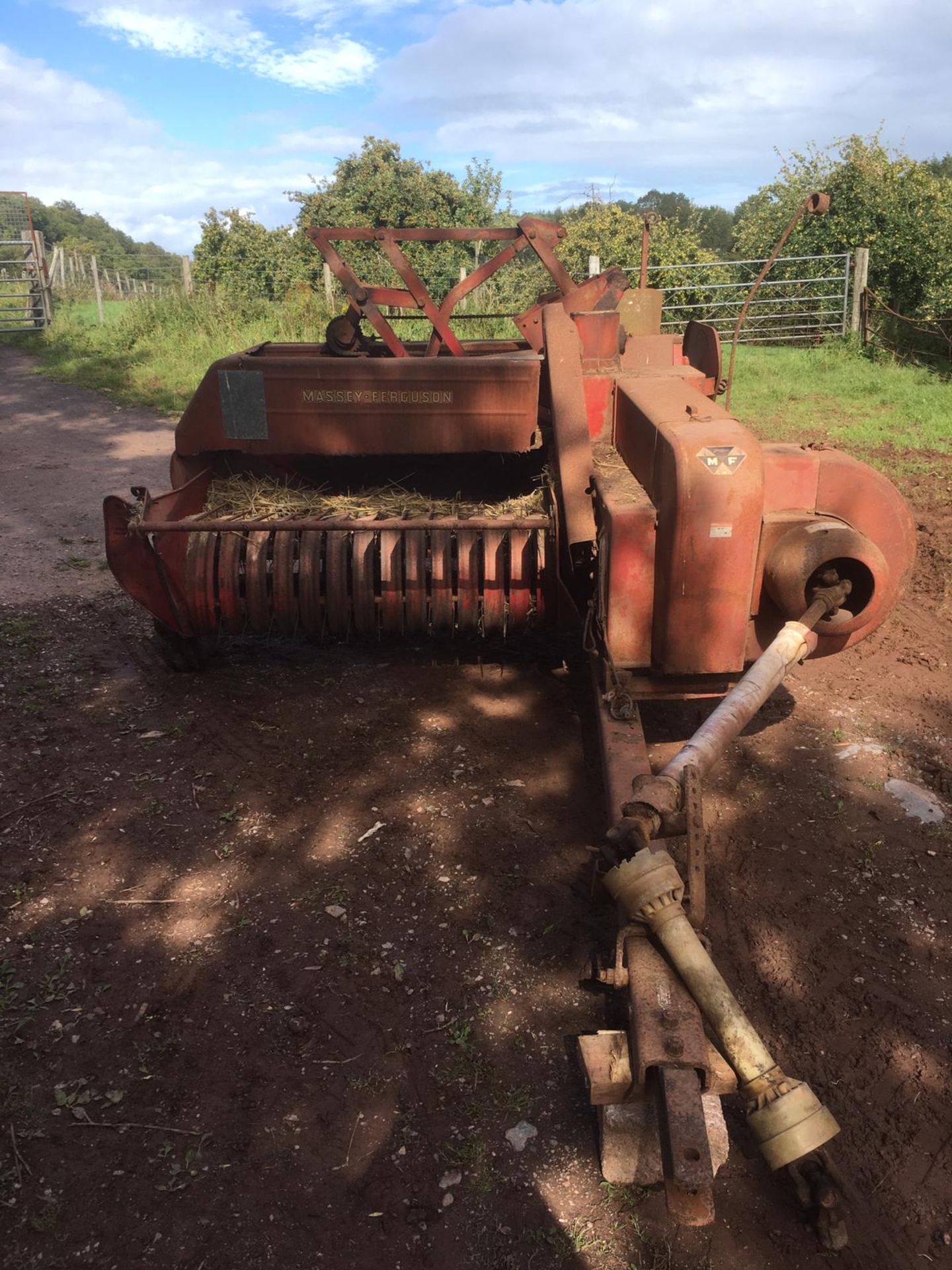 MASSEY FERGUSON 20 BALER