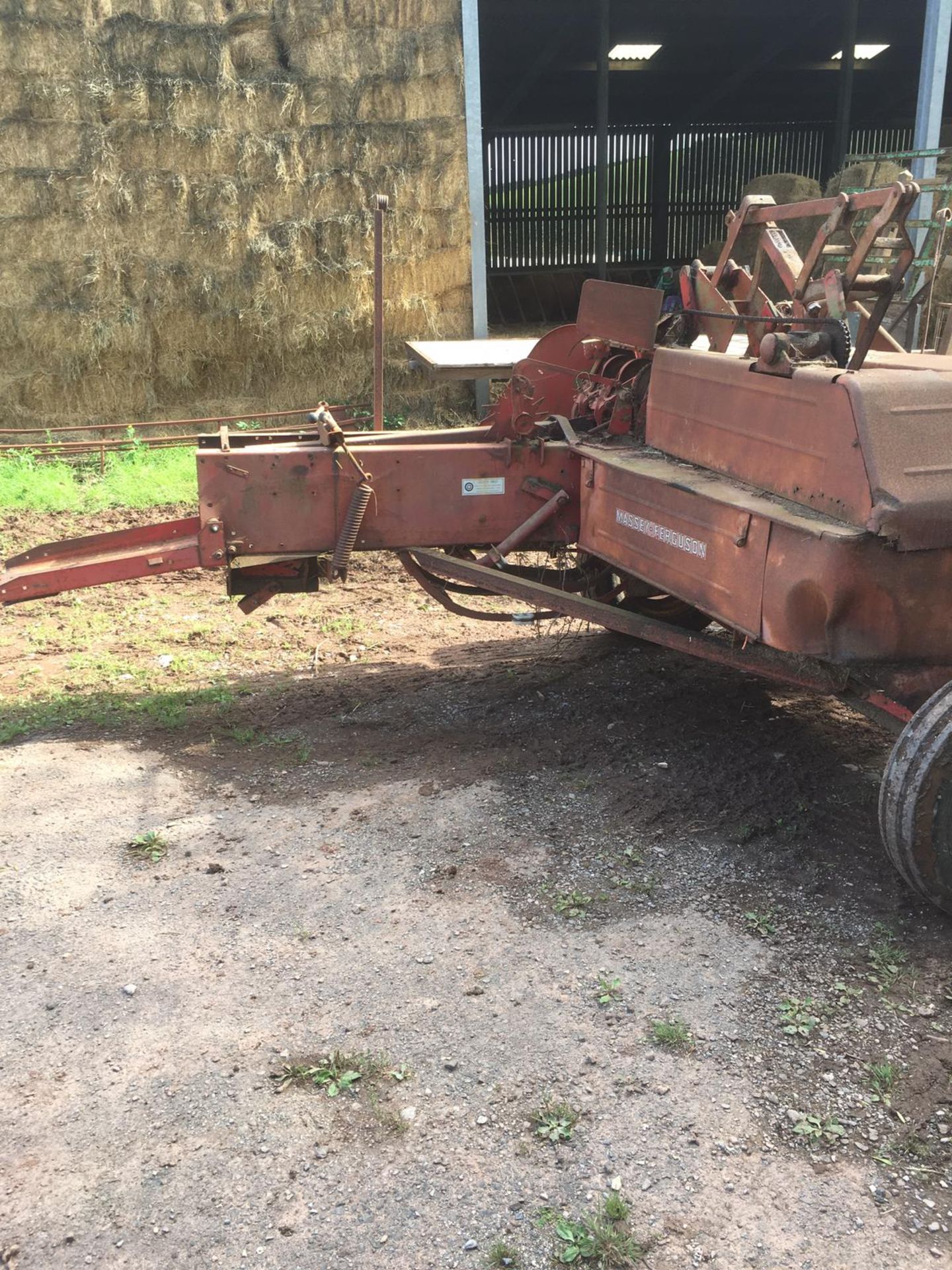 MASSEY FERGUSON 20 BALER - Image 2 of 3