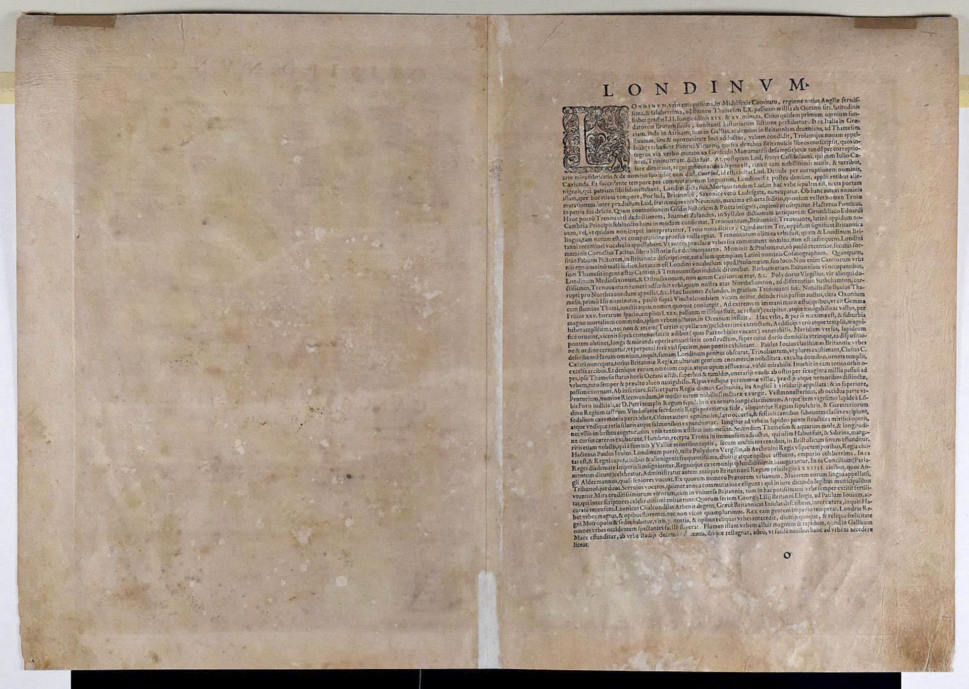 Hatton ed. Braun & Hogenberg Map of London 1708