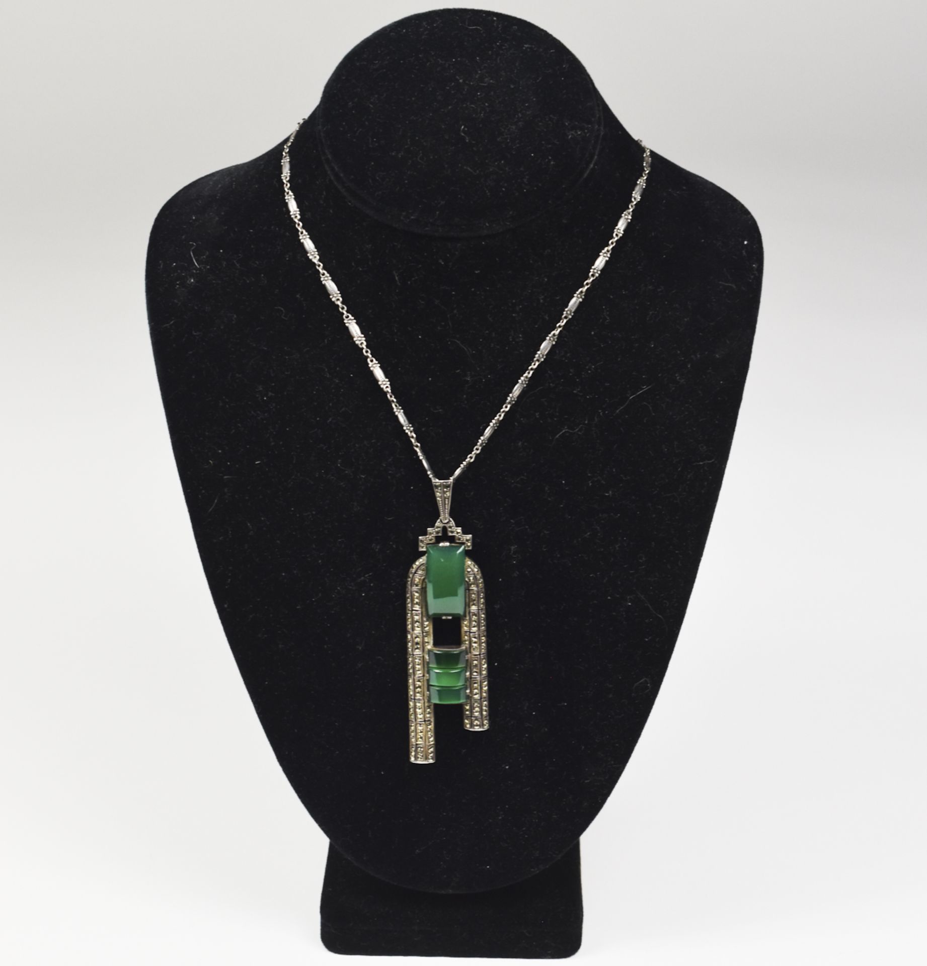 Theodor Fahrner Sterling Art Deco Chrysoprase Necklace - Image 3 of 7