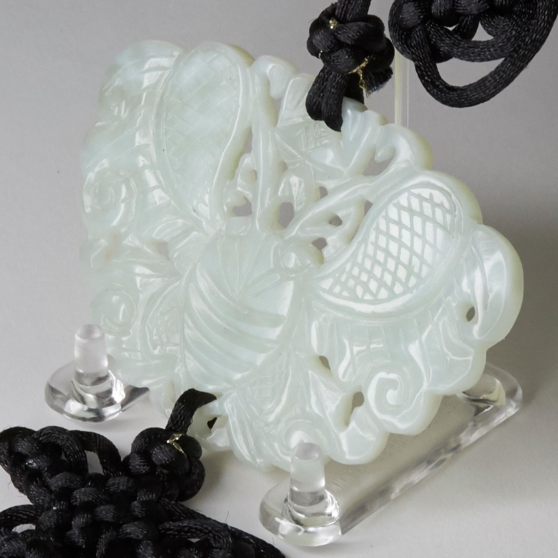 Chinese Jade Butterfly Carving - Image 2 of 6