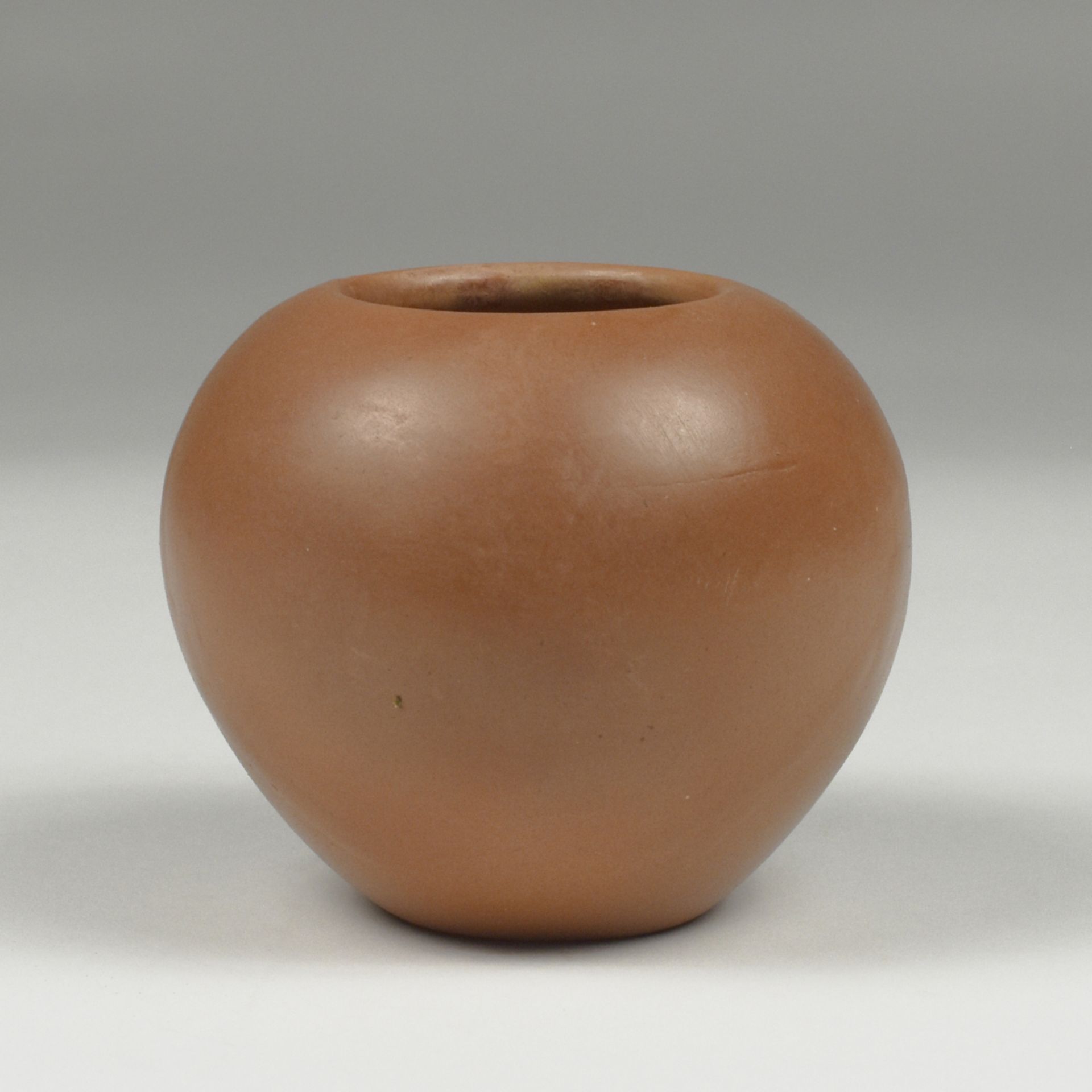 Russell Sanchez San Ildefonso Pueblo Pottery Jar - Bild 3 aus 7