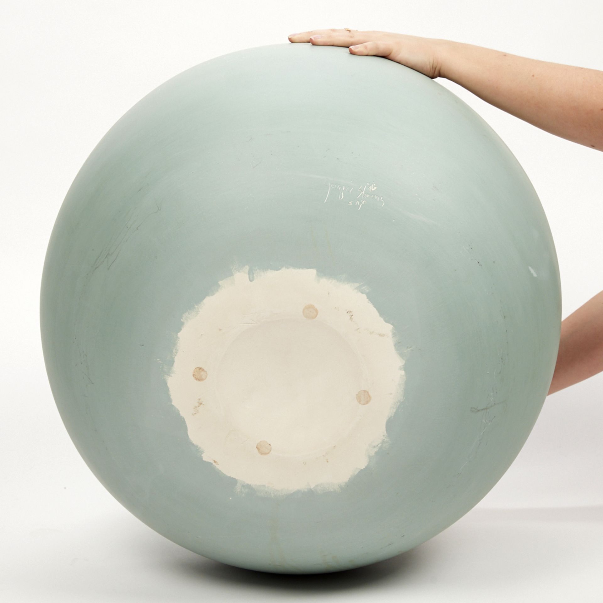 Jacquie Stevens Winnebago Large Ceramic Vase - Image 7 of 8