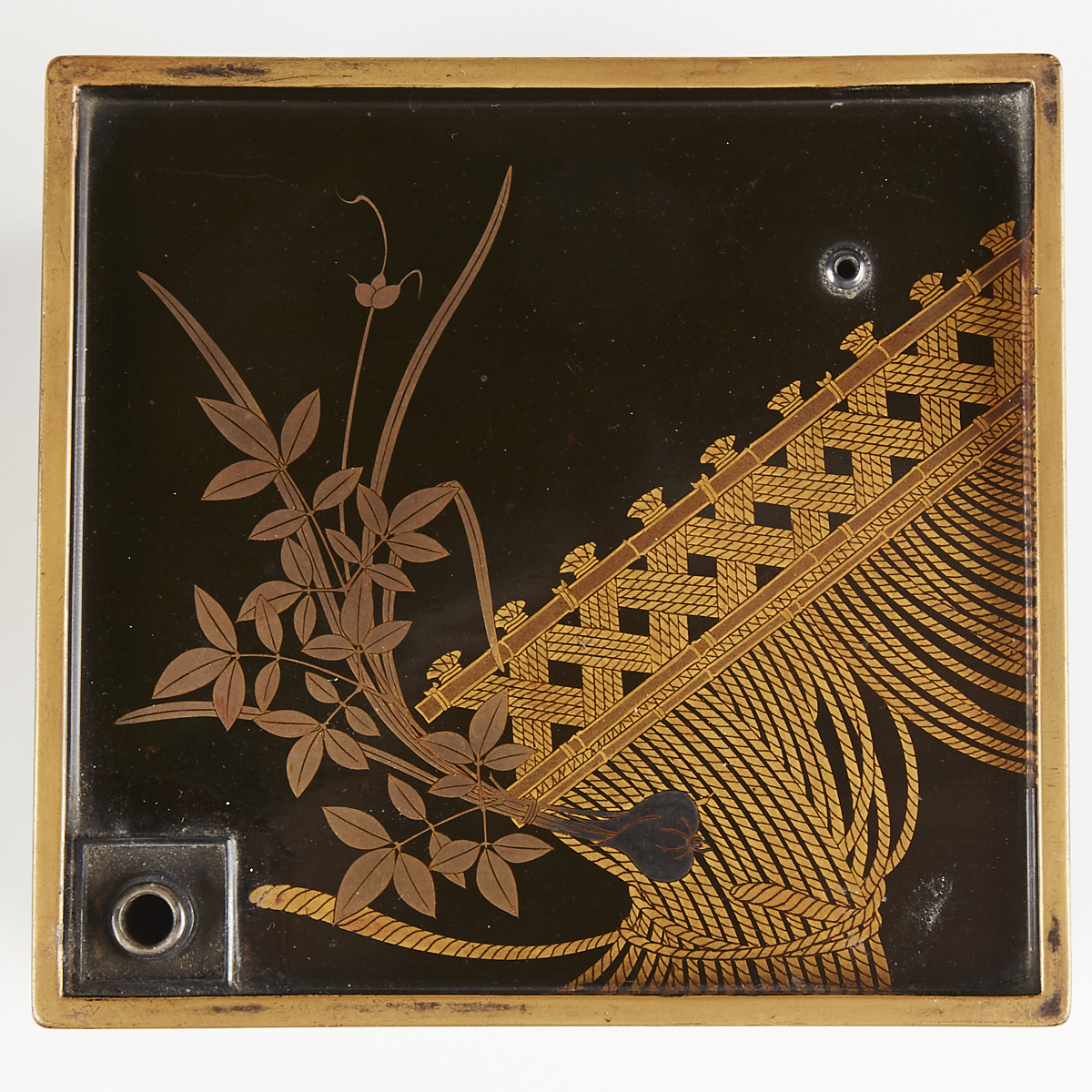 Japanese Lacquered Sake Box w/ Stand - Image 8 of 10
