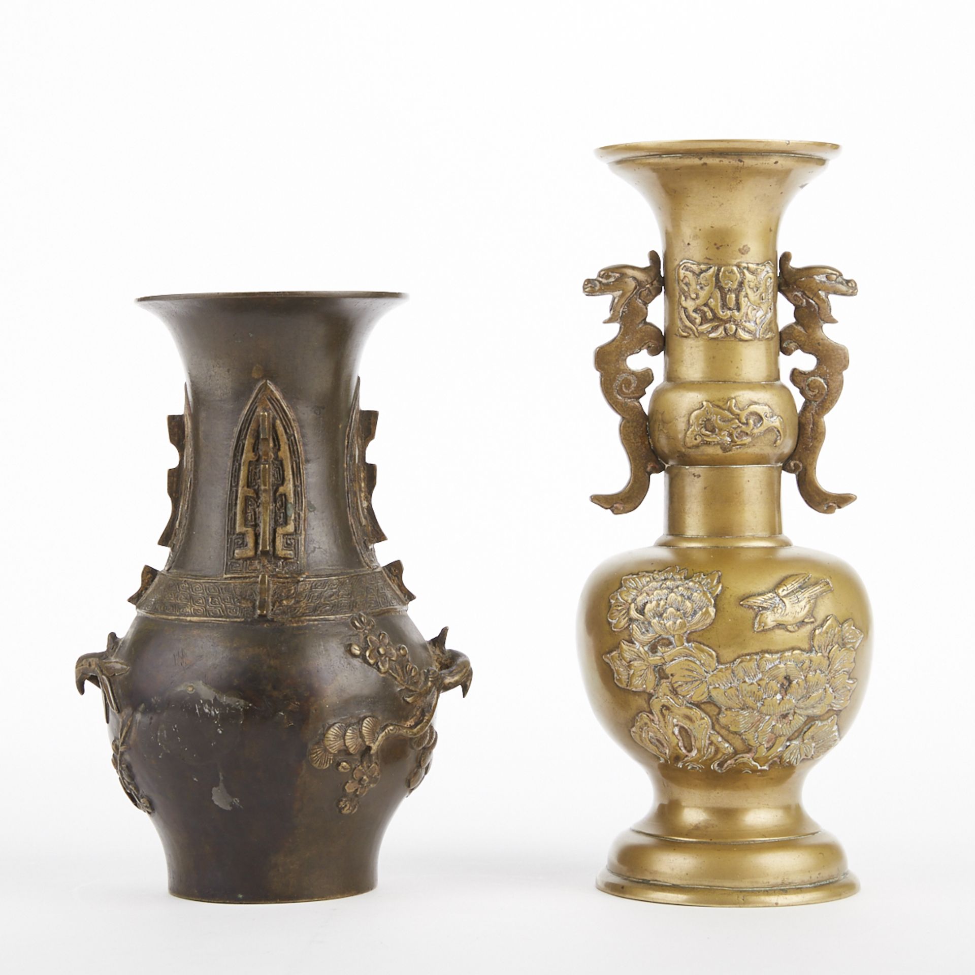 Grp: 2 19th Century Chinese Bronze Vases - Bild 3 aus 9