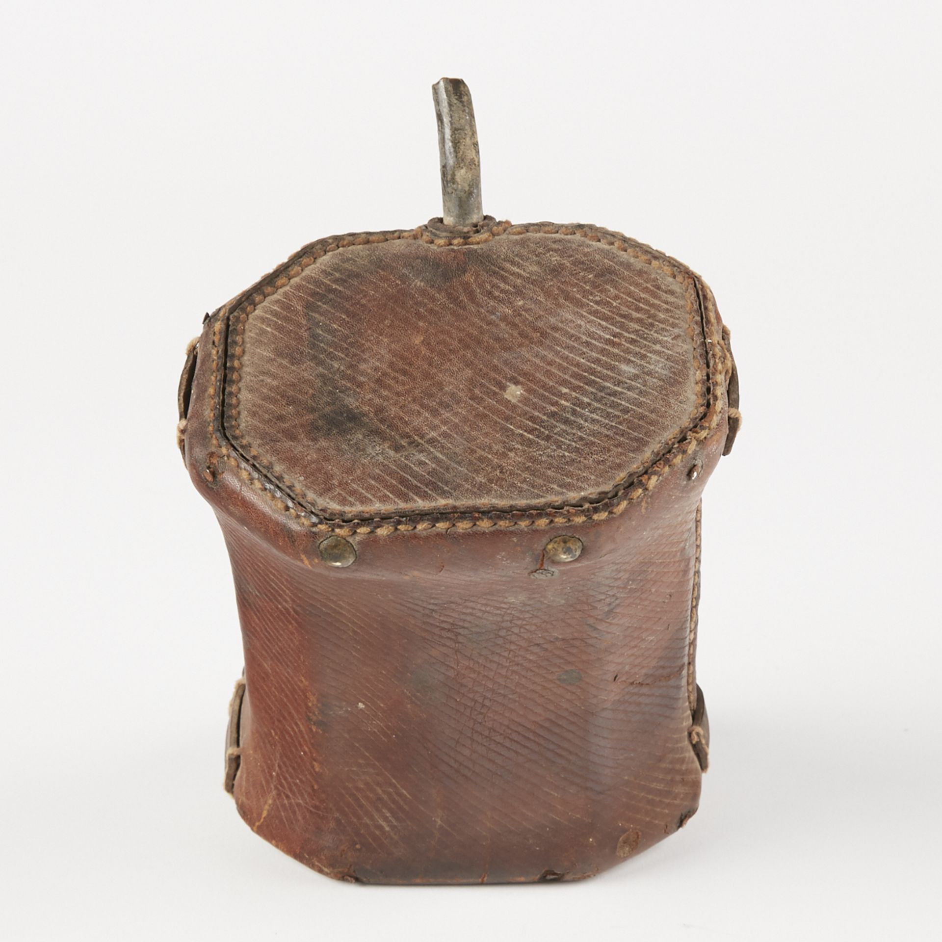 18th c. French/Canadian Leather Powder Flask - Bild 3 aus 6