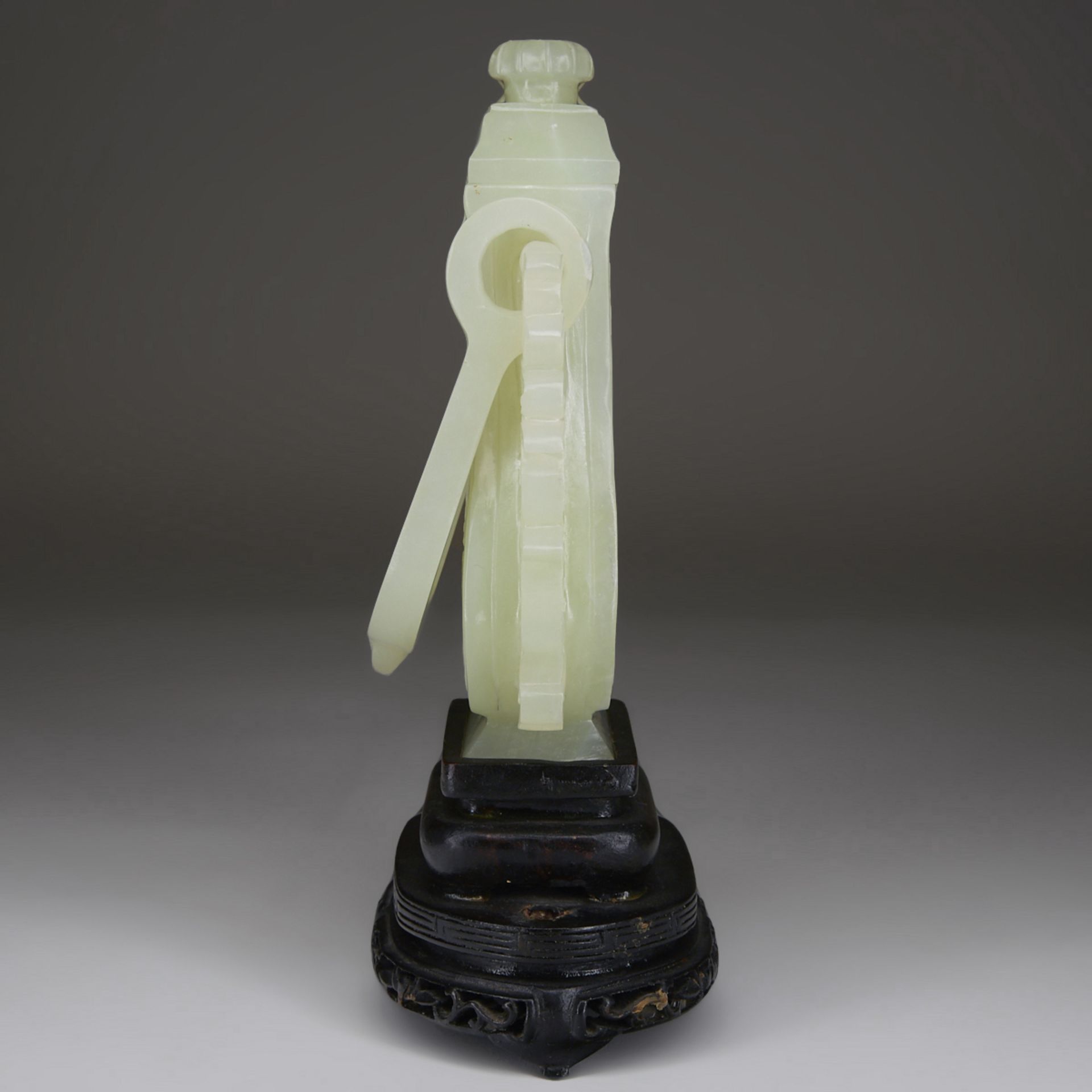 Chinese Carved Jade Lidded Vase w/ Stand - Bild 3 aus 7