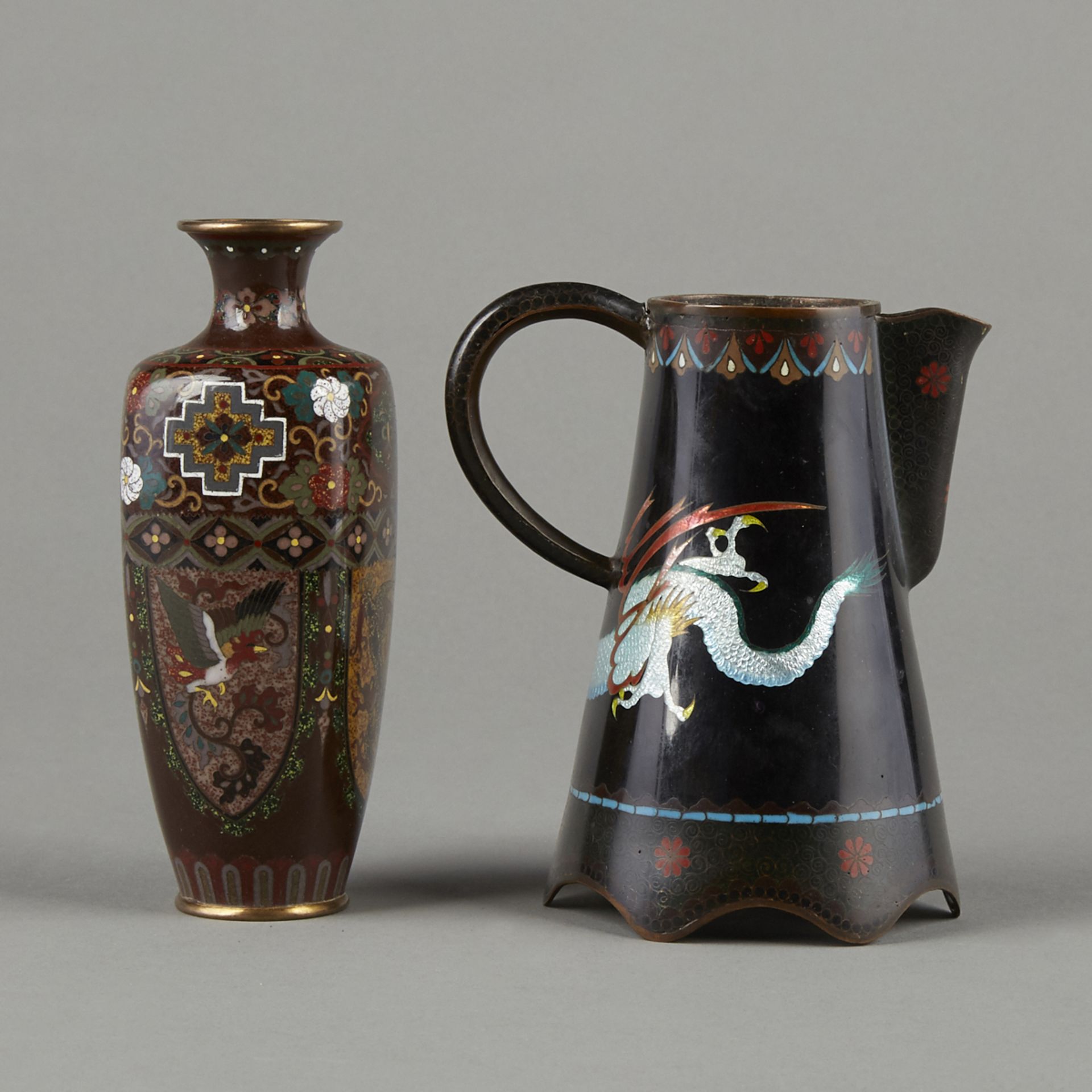 Japanese Cloisonne Enamel Dragon Vase and Pitcher - Bild 3 aus 8