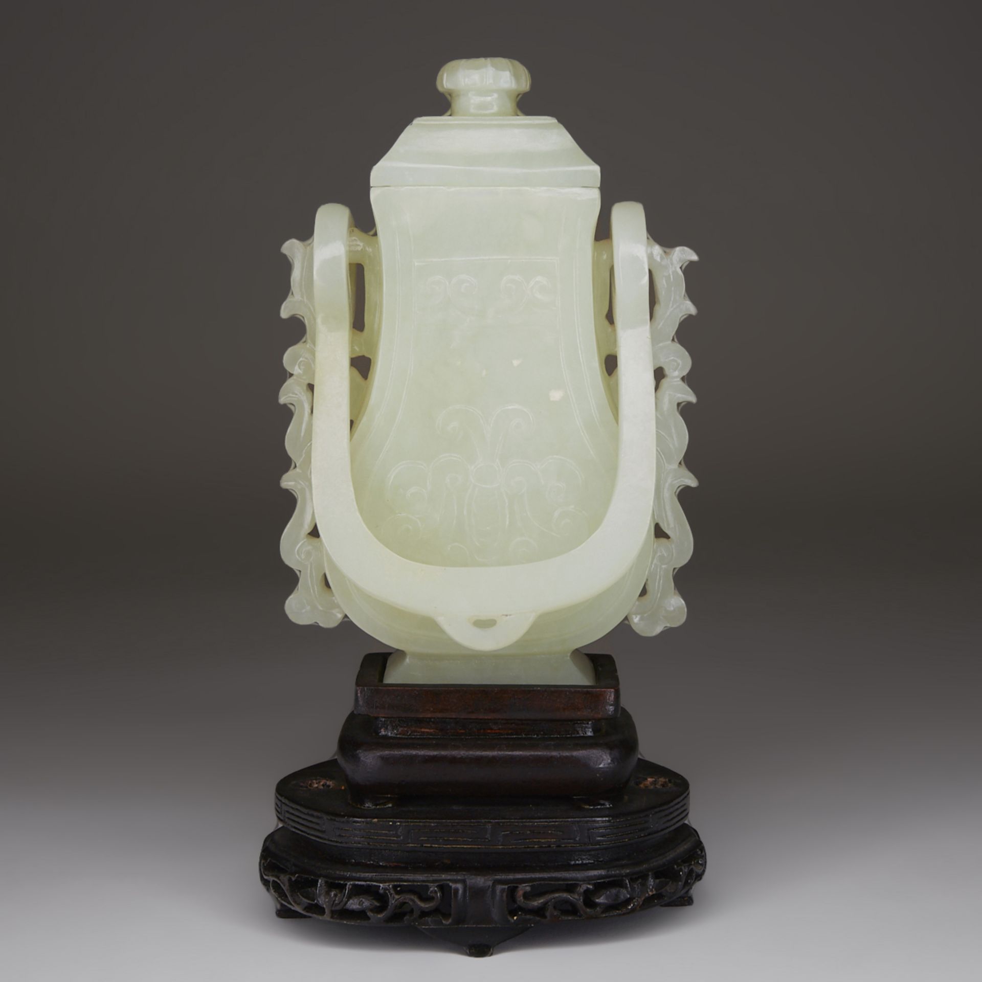 Chinese Carved Jade Lidded Vase w/ Stand - Bild 4 aus 7