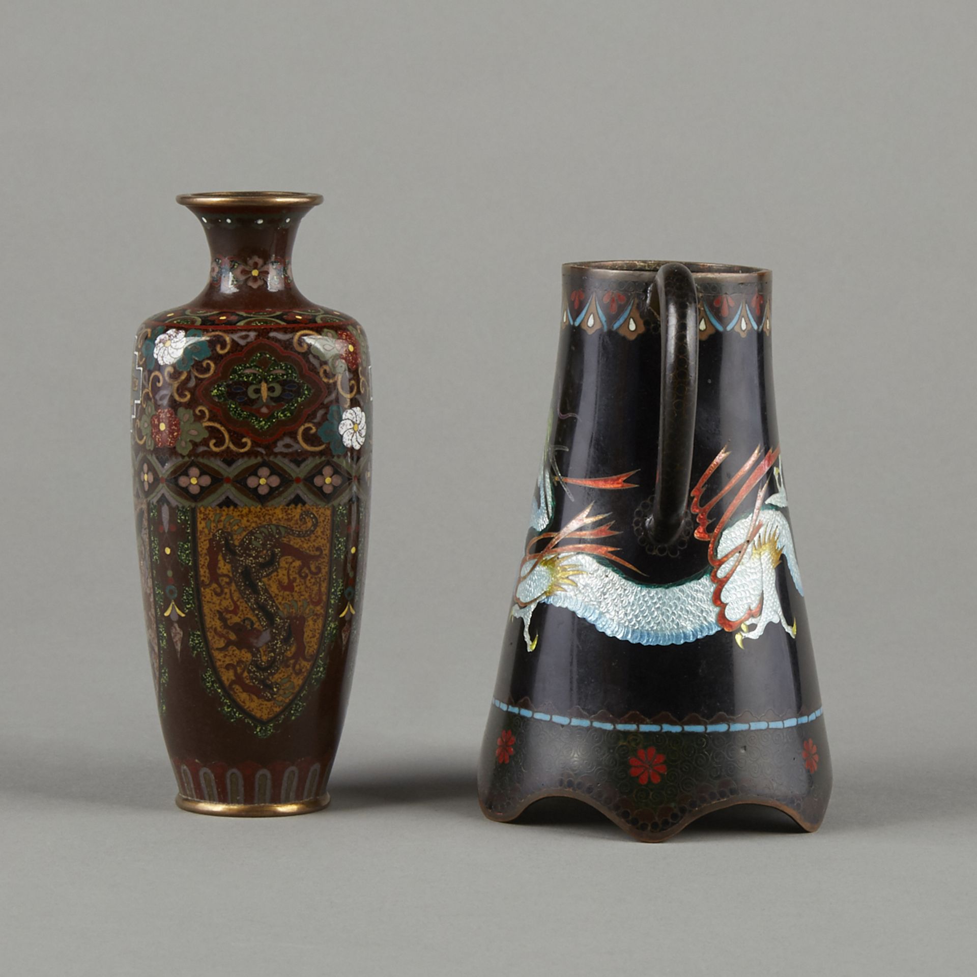 Japanese Cloisonne Enamel Dragon Vase and Pitcher - Bild 4 aus 8