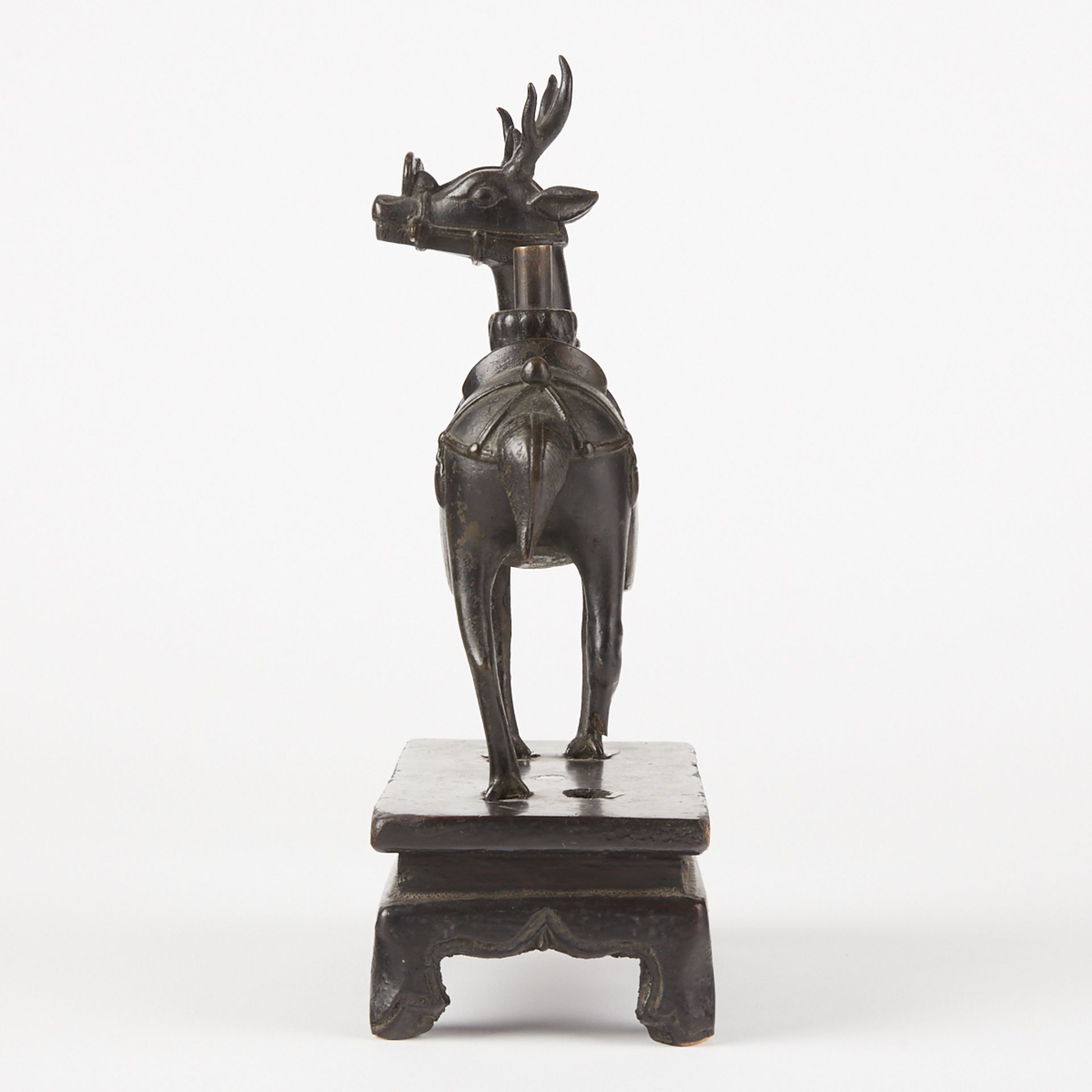 Chinese Ming Dynasty Bronze Deer w/ Stand - Bild 5 aus 7