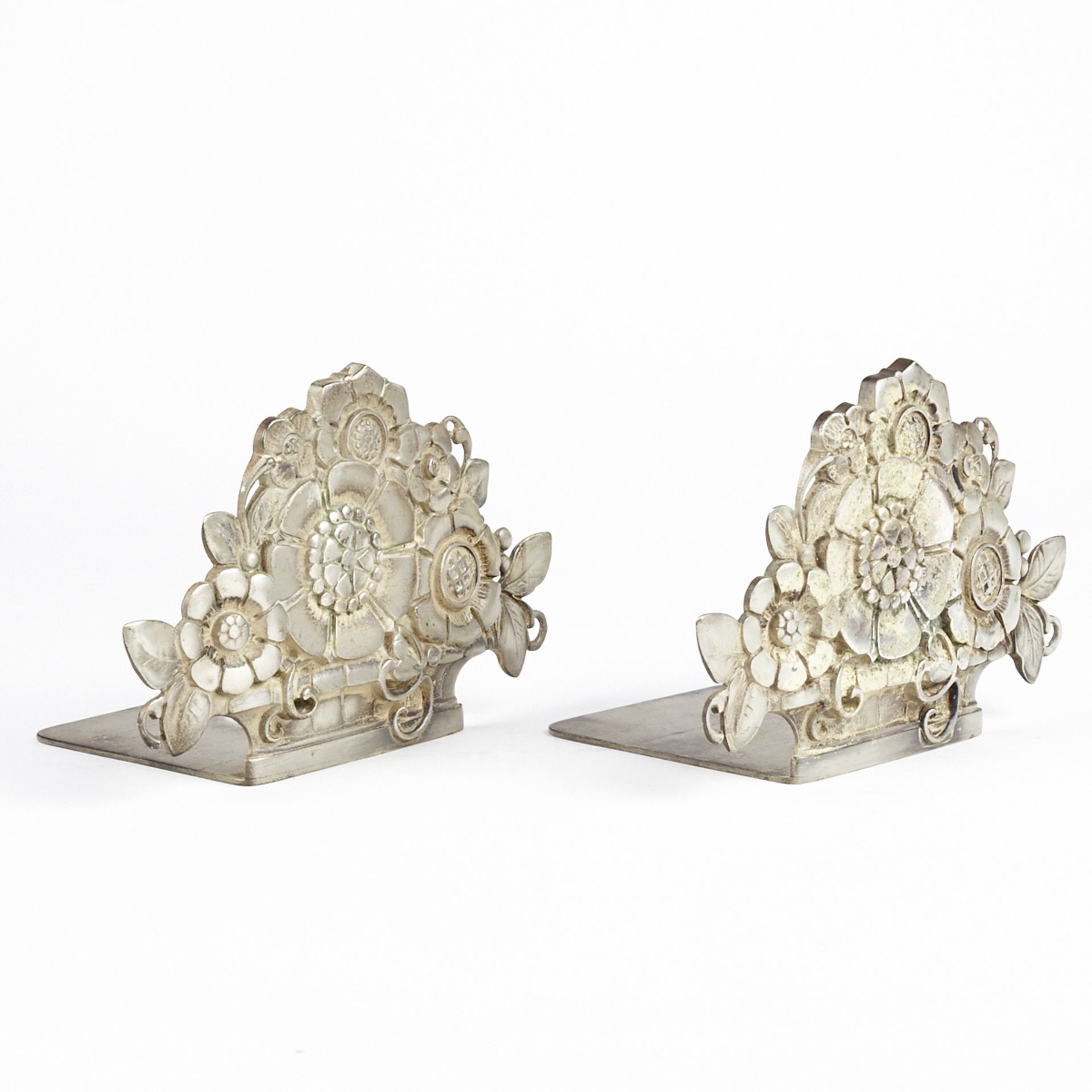 French Art Deco Bronze Floral Bouquet Bookends - Image 2 of 5