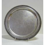 Rundes Silber - TablettDeutsch, 800er Silber, erste Hälfte 20. Jahrhundert. Rundes Silbertablett mit
