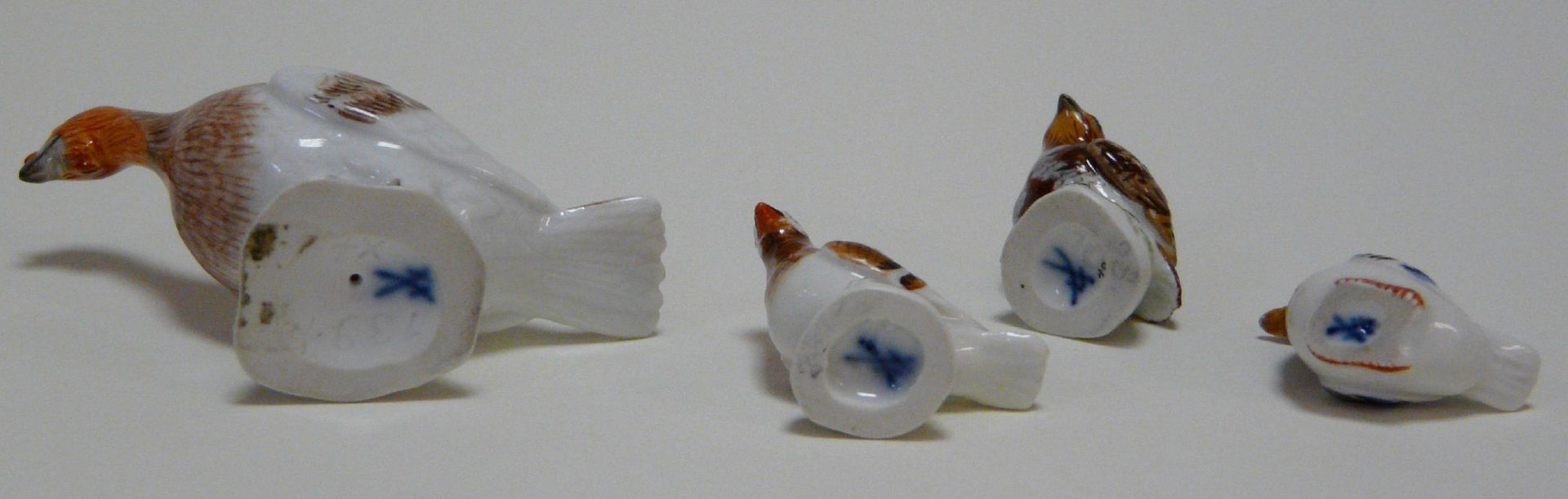 Vier Miniaturen Meissen, Federvieh - Bild 3 aus 3