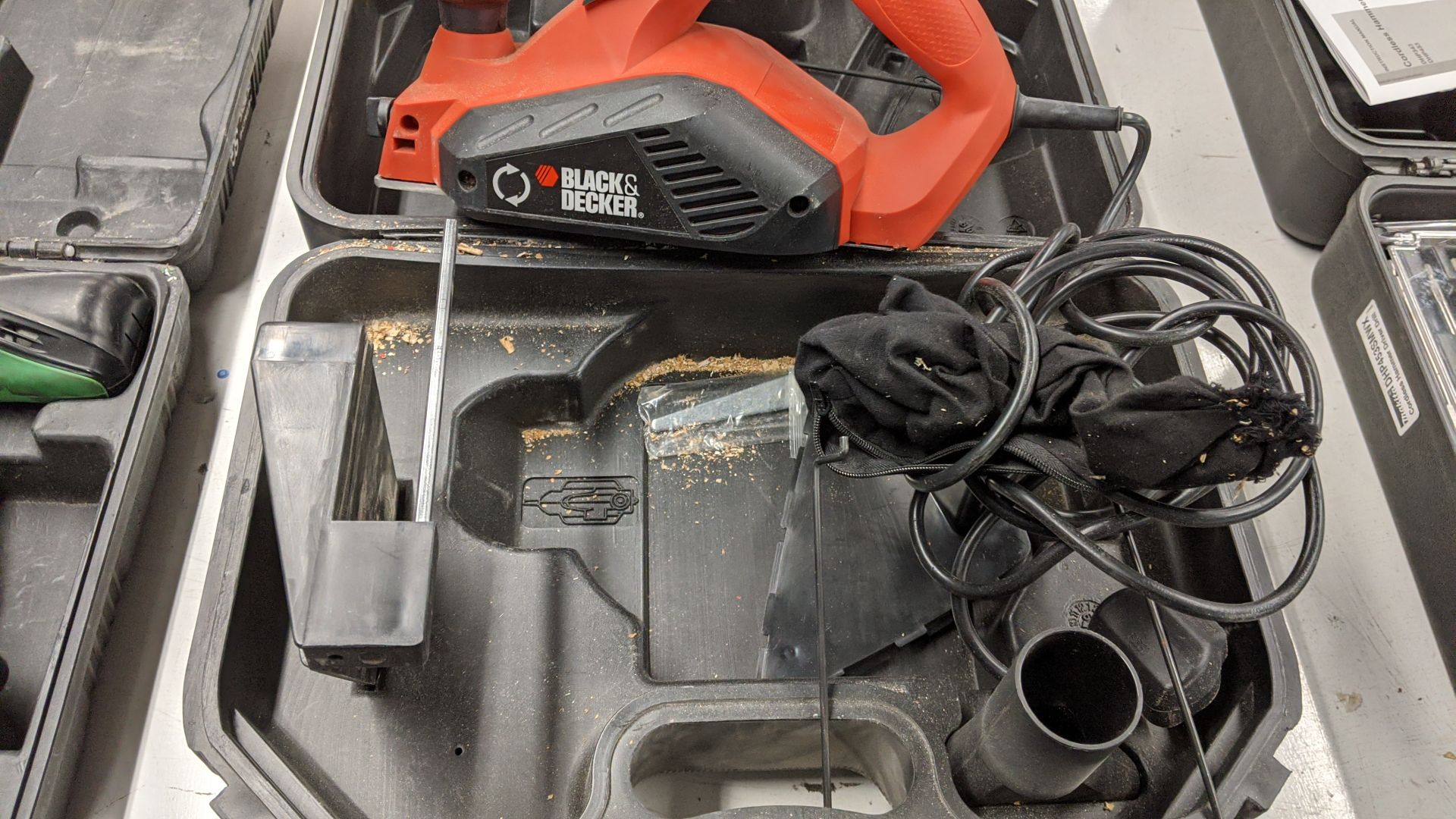 Black & Decker KW712 electric planer with case Please note, lots 1 - 200 are located at Samson - Image 8 of 8