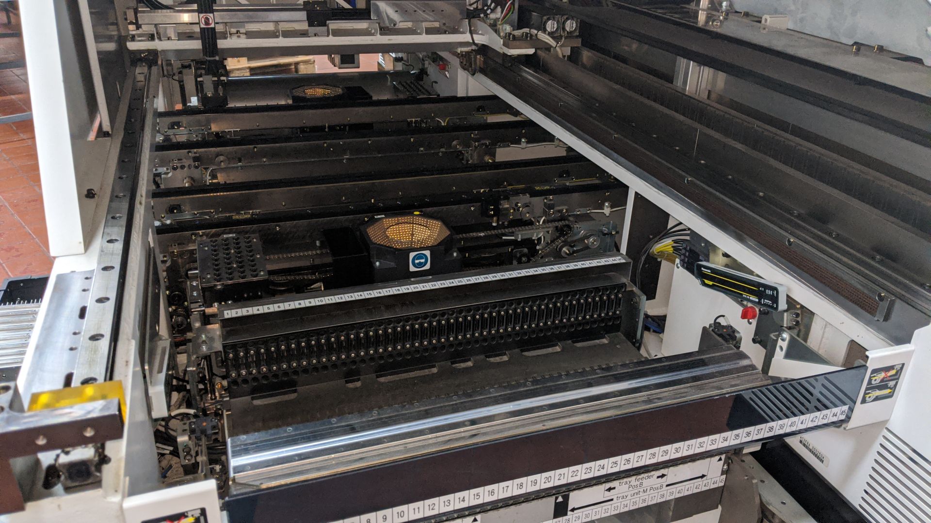 2011 Fuji AIMEX dual conveyor flexible placement platform - Printed Circuit Board Manufacturing - Image 30 of 43