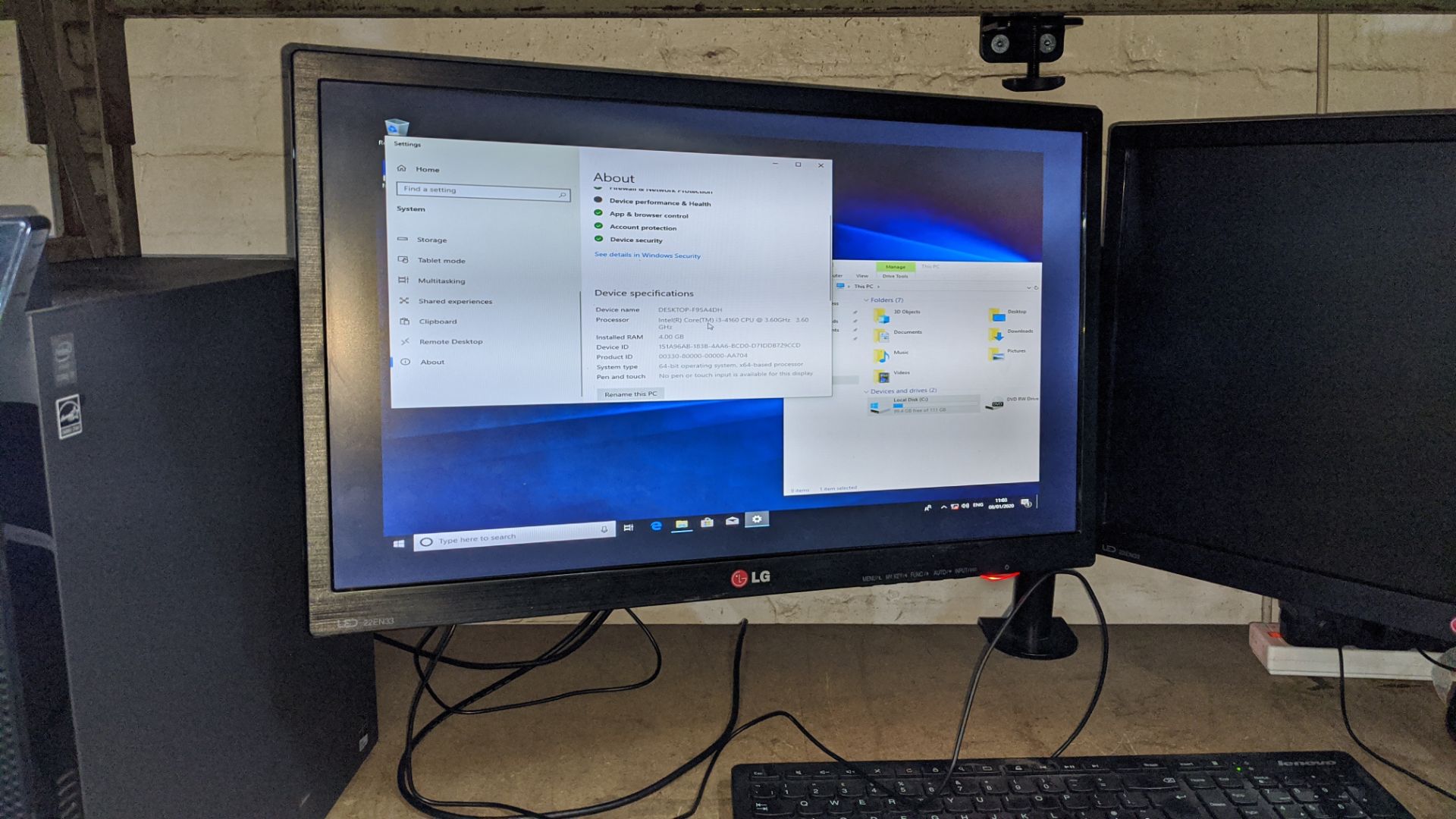 Lenovo desktop PC with Intel Core i3-4160 CPU @ 3.6GHz, 4Gb RAM, 120Gb SSD including twin LG 22" - Image 4 of 6