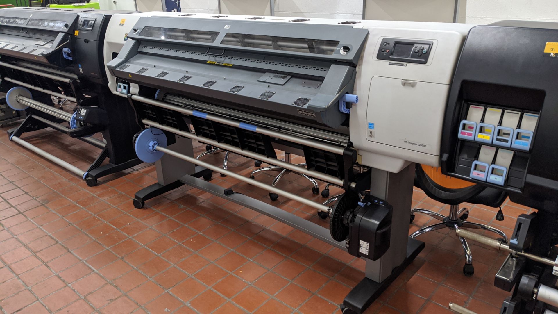 HP DesignJet L25500 wide format printer, product number CH956A (60" capacity). IMPORTANT: - Image 2 of 7