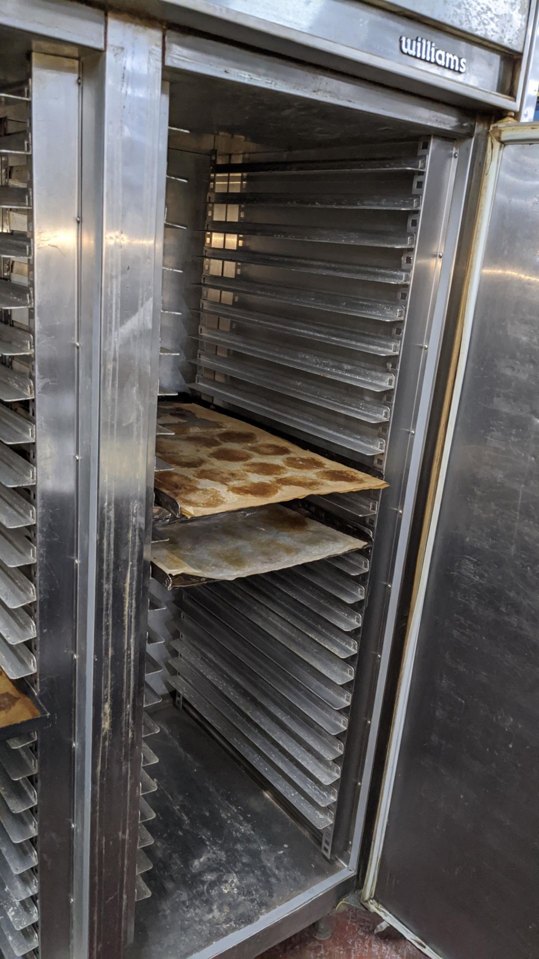 Williams HC2T twin door upright bakery cabinet. Lots 813 - 815 are residual assets from a bakery - Image 3 of 6
