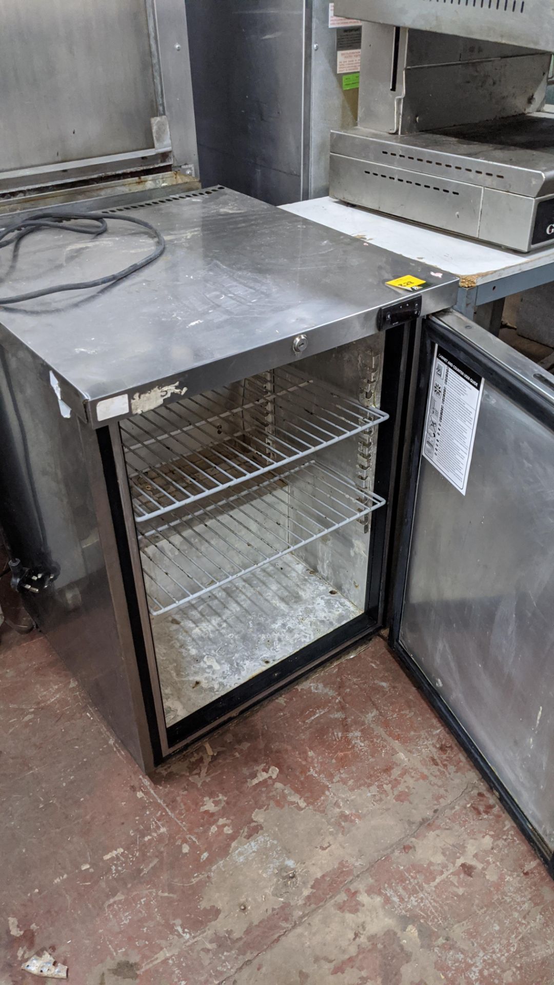 Foster commercial undercounter fridge model HR150. IMPORTANT: Please remember goods successfully bid - Image 3 of 4