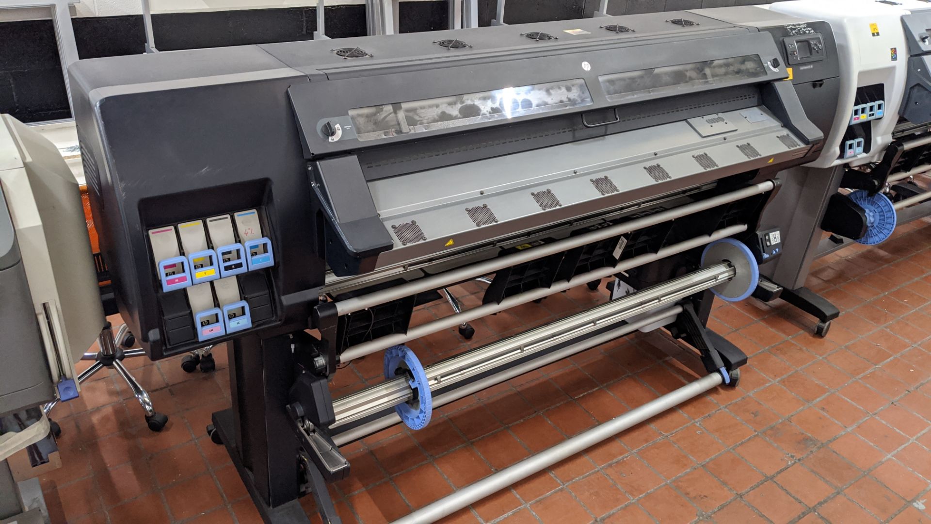 HP latex 260 (HP DesignJet L26500) wide format printer, product number CQ869A (61" capacity). - Image 6 of 9