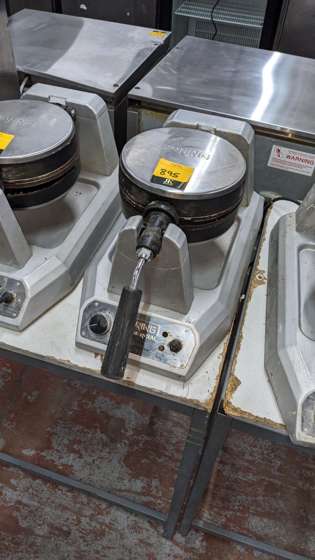 Waring commercial Belgian waffle maker. IMPORTANT: Please remember goods successfully bid upon