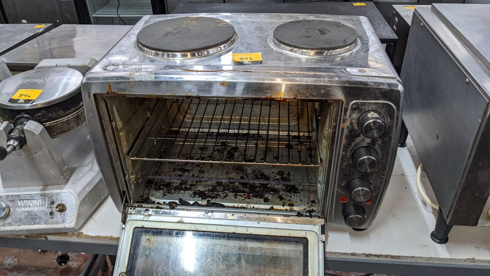 Mini combination oven system with twin electric hobs. IMPORTANT: Please remember goods - Image 4 of 5