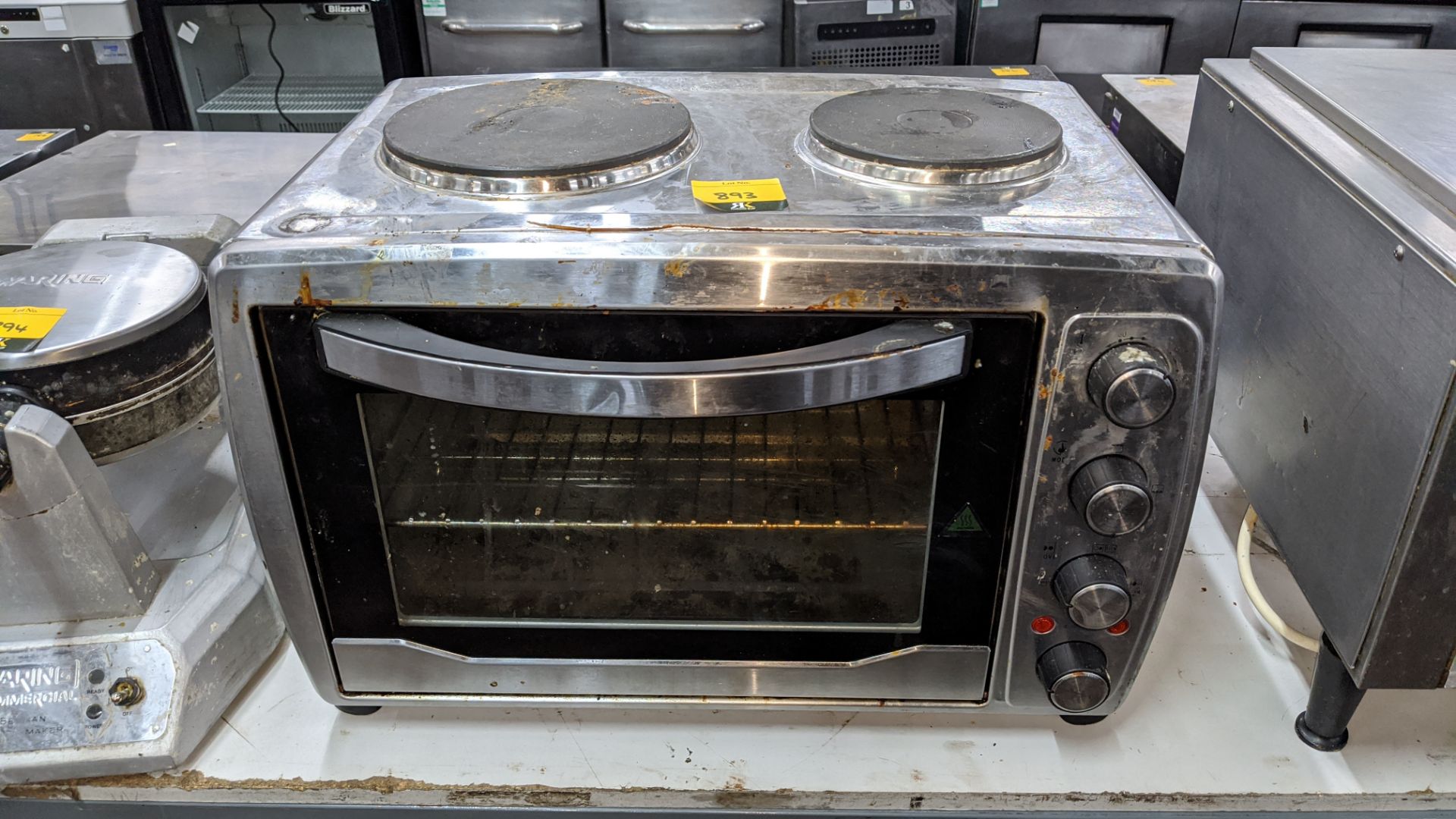 Mini combination oven system with twin electric hobs. IMPORTANT: Please remember goods - Image 2 of 5