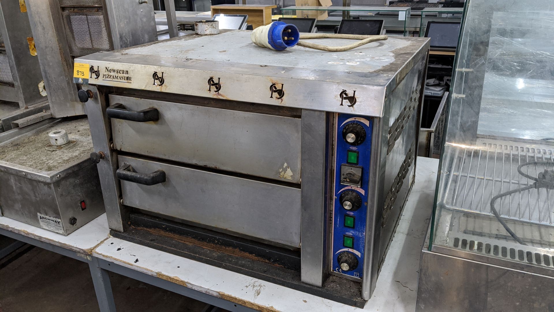 Newscan Pizzamaster twin deck benchtop pizza oven. IMPORTANT: Please remember goods successfully bid - Image 2 of 6