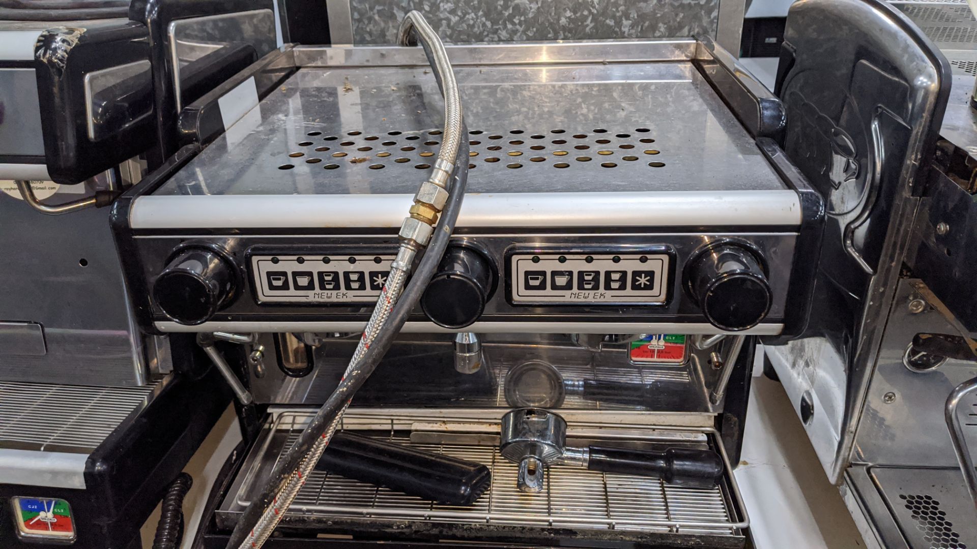 La Spaziale twin head commercial coffee machine. IMPORTANT: Please remember goods successfully bid - Image 4 of 7