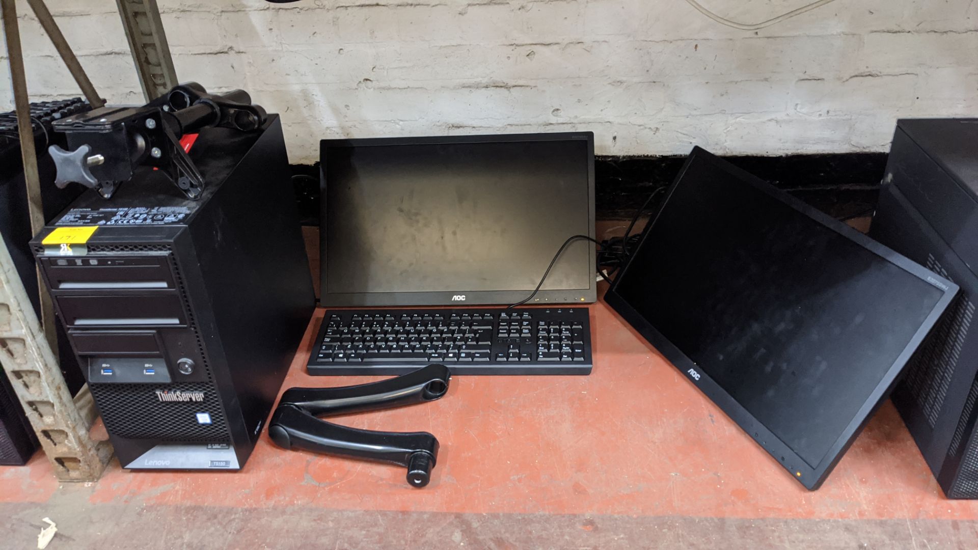 Lenovo Think Server TS150 including keyboard, 2 off monitors & monitor stand . This is one a - Image 3 of 6