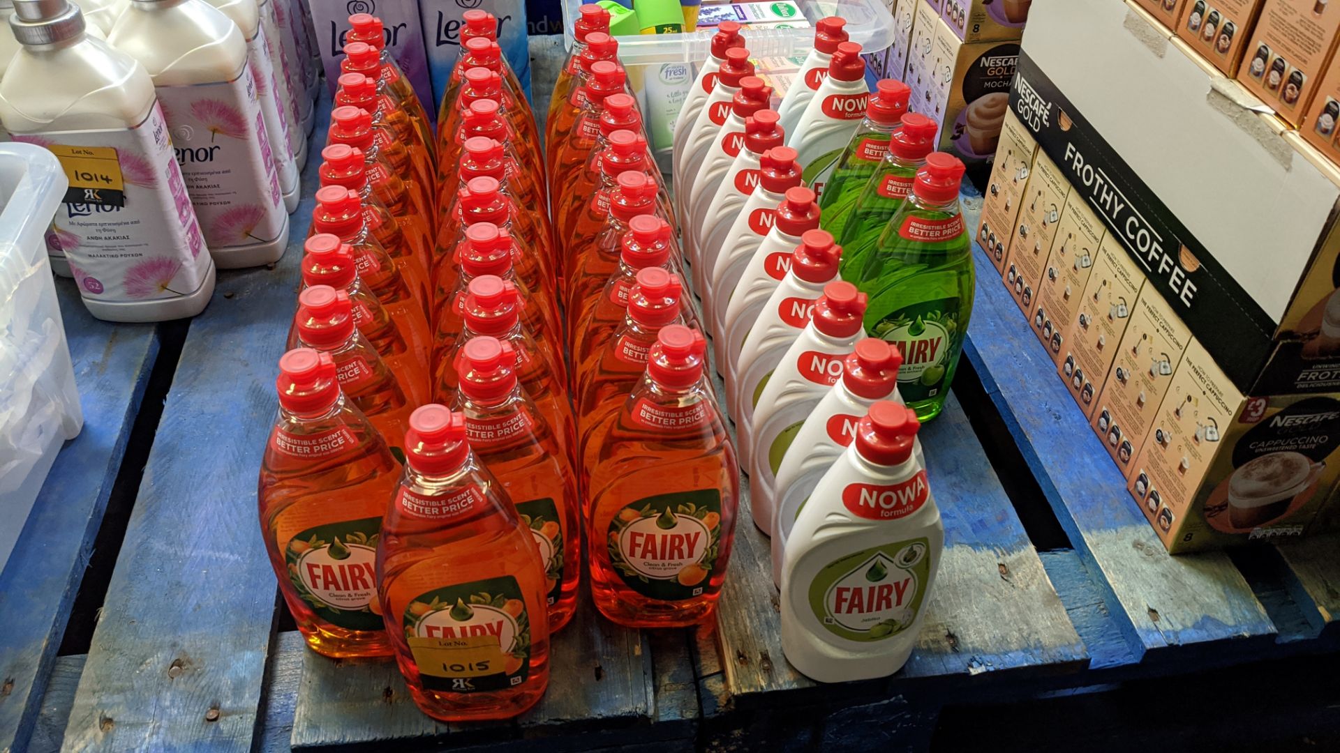 43 off 520ml & 450ml bottles of assorted Fairy liquids. IMPORTANT – DO NOT BID BEFORE READING THE - Image 2 of 2