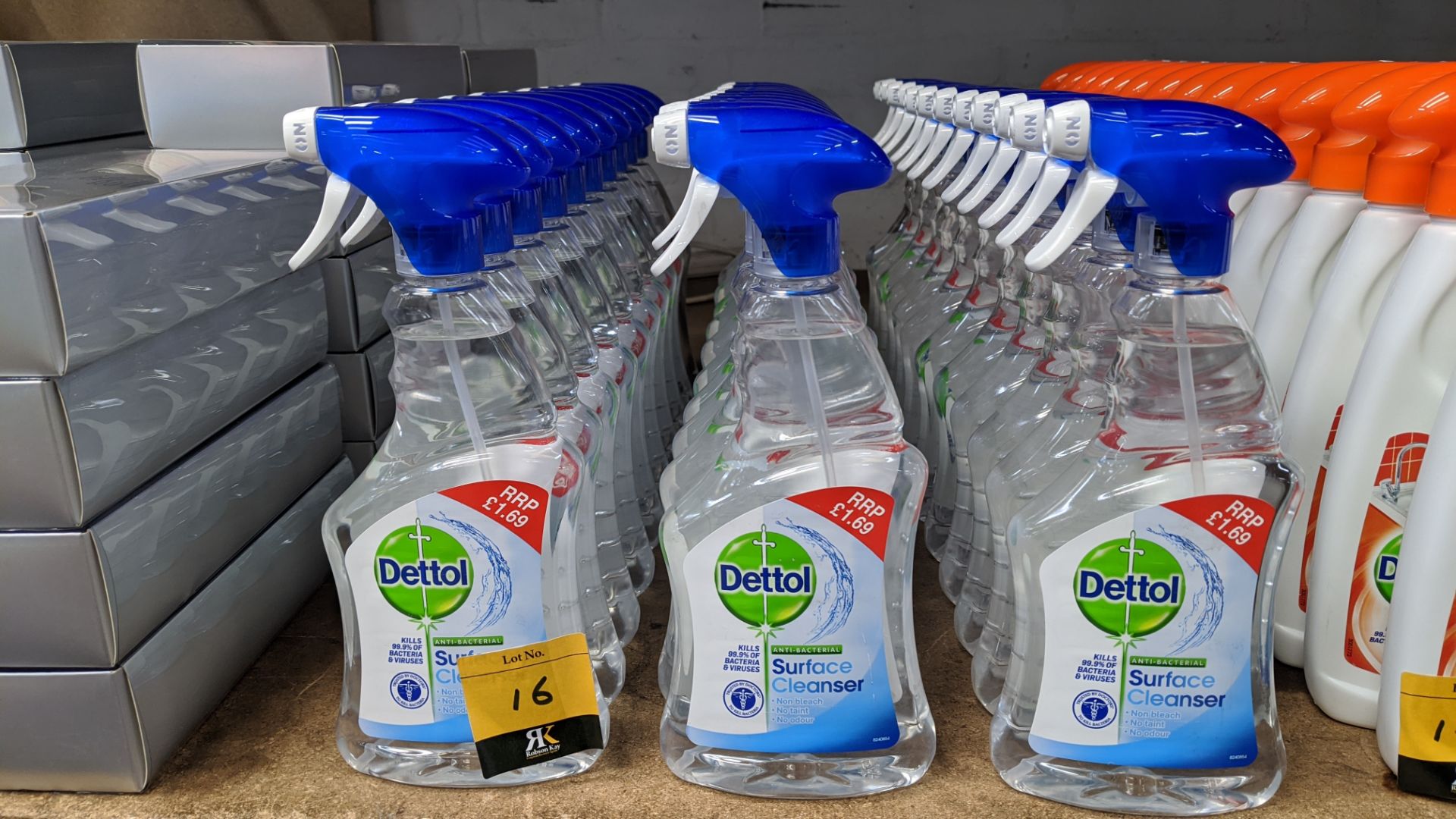 32 off 500ml bottles of Dettol antibacterial surface cleanser. IMPORTANT – DO NOT BID BEFORE READING - Image 2 of 2