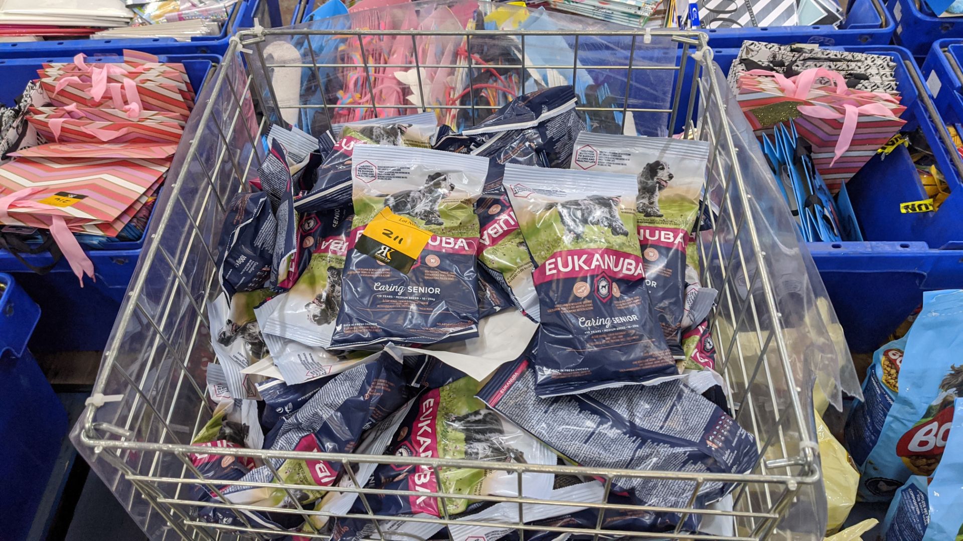 Contents of a cage of Eukanuba Growing Puppy & Caring Senior Tailored Nutrition Support sweets - - Image 2 of 2