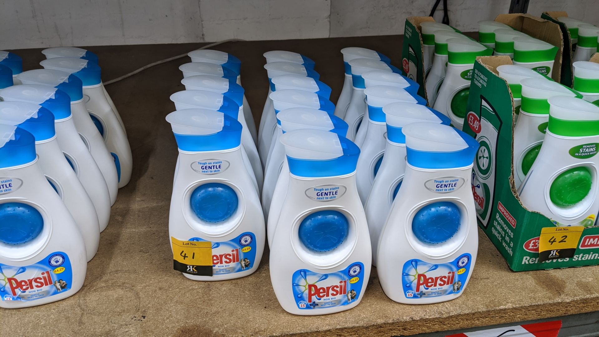 17 off 525ml bottles of Persil Non Bio liquid detergent for fabrics. IMPORTANT – DO NOT BID BEFORE - Image 2 of 2