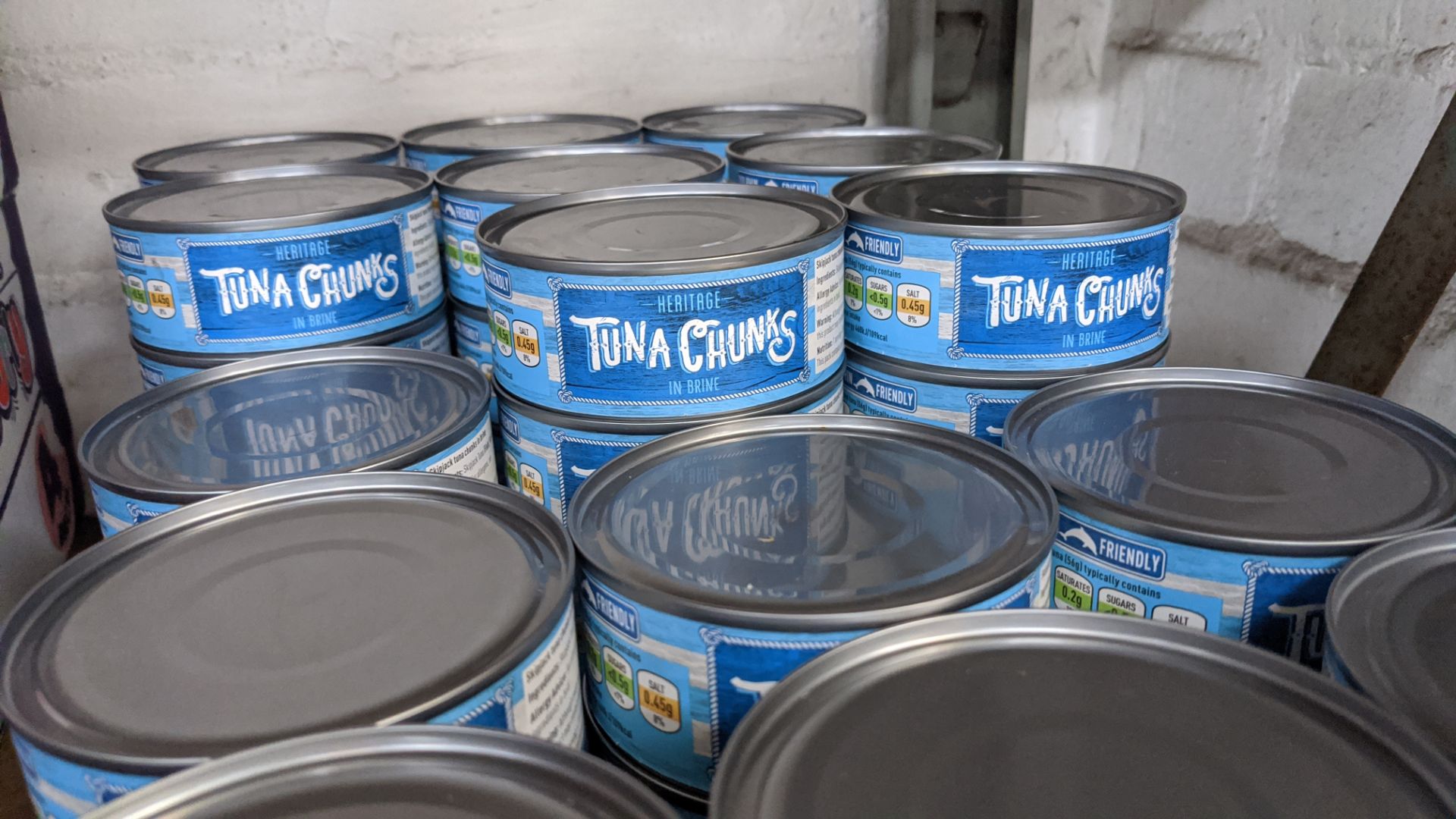 62 tins of Heritage tuna chunks. IMPORTANT – DO NOT BID BEFORE READING THE IMPORTANT INFORMATION - Image 3 of 3